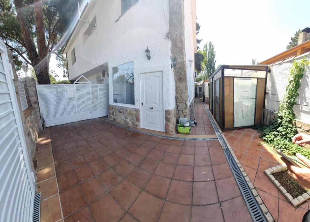 Hotel Casa Pinares Mostoles Zewnętrze zdjęcie